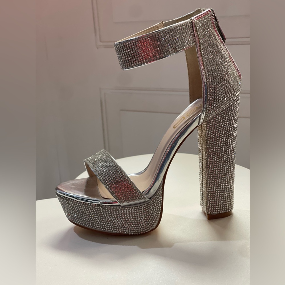Silver Platform Heels - Picture 2 of 2